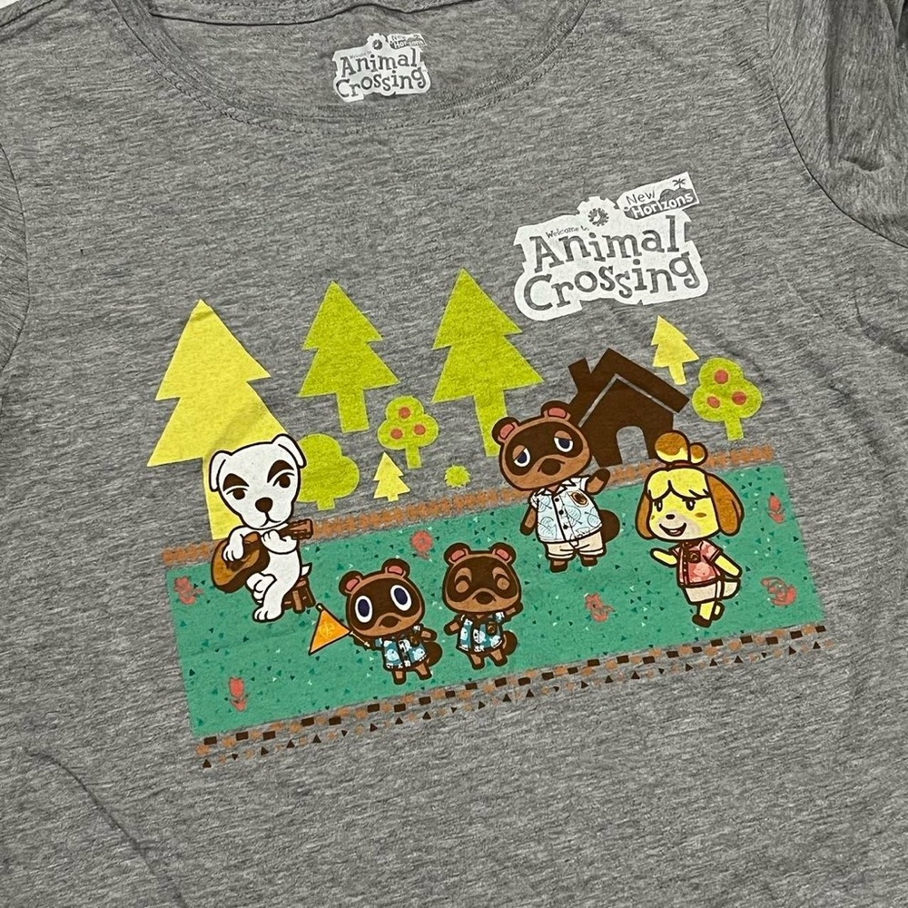 Animal crossing shirt. Youth girls size XL 14/16. Gray.